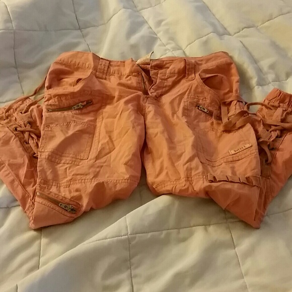 Guess capris