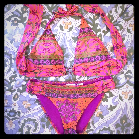 Two piece Becca swimsuit - Picture 1 of 3