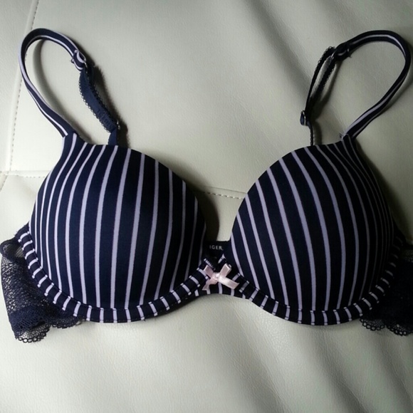 NWOT Tommy Hilfiger Bra