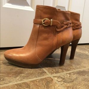 Banana Republic booties