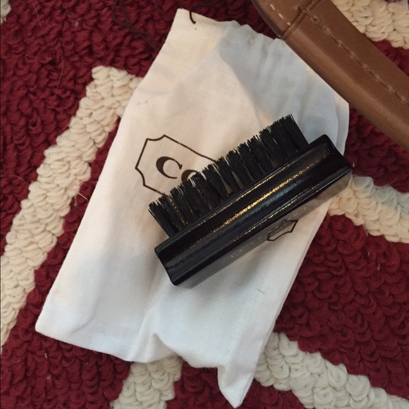 BNWT Authentic Coach bag Tan - Picture 3 of 4