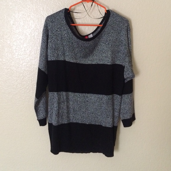 FINAL PRICE!!! Oversized long sleeve