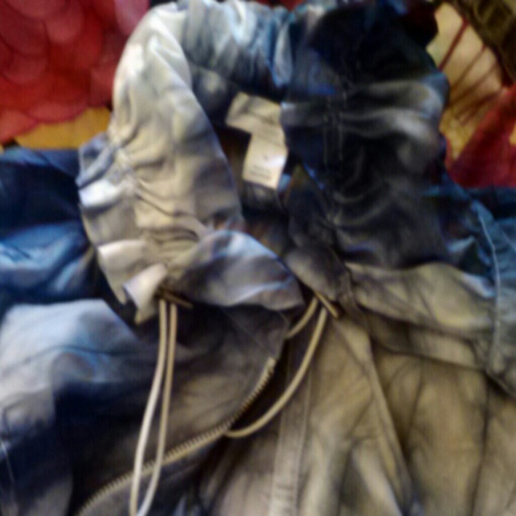 Tye dye Windbreaker - Picture 4 of 4