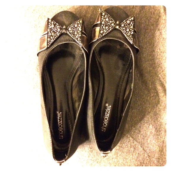 Shoe Dazzle studded ballet flats
