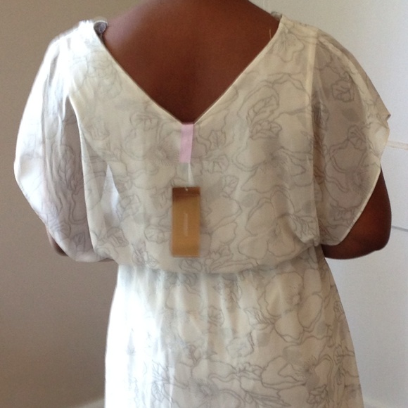 NWT White Chiffon Dress w/ Floral Design - Picture 4 of 4