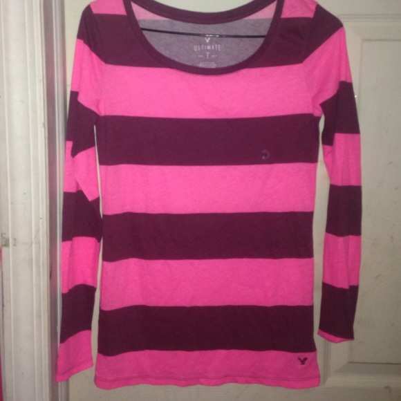 American Eagle long sleeved shirt
