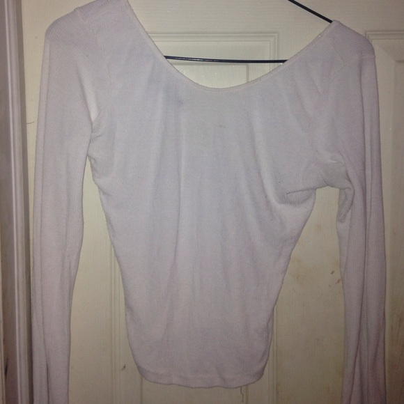 long sleeved cropped shirt