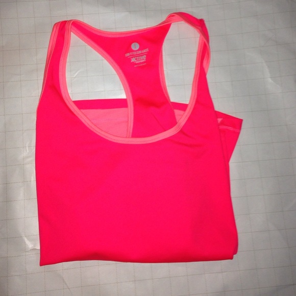 Athletic tank top