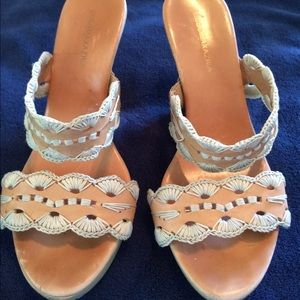 BCBG MAXAZRIA SANDALS