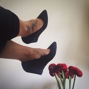 Black Wedge Pumps