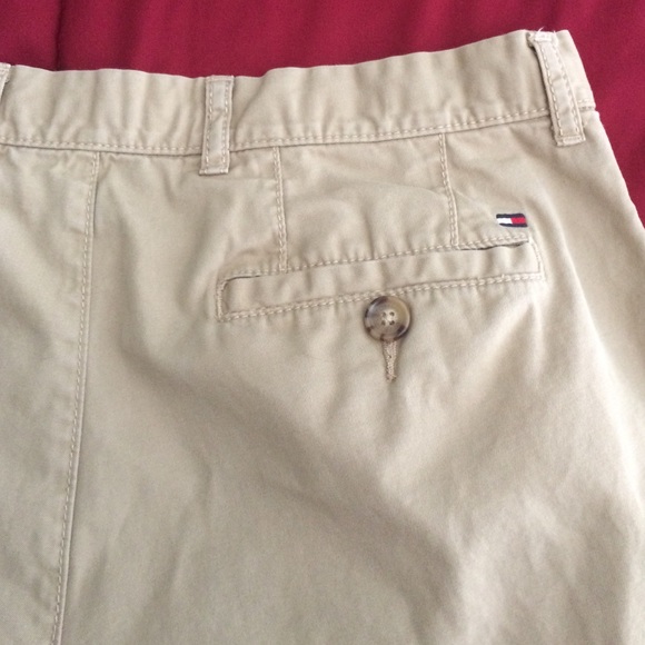 Men's Tommy Hilfiger khakis - Picture 2 of 4