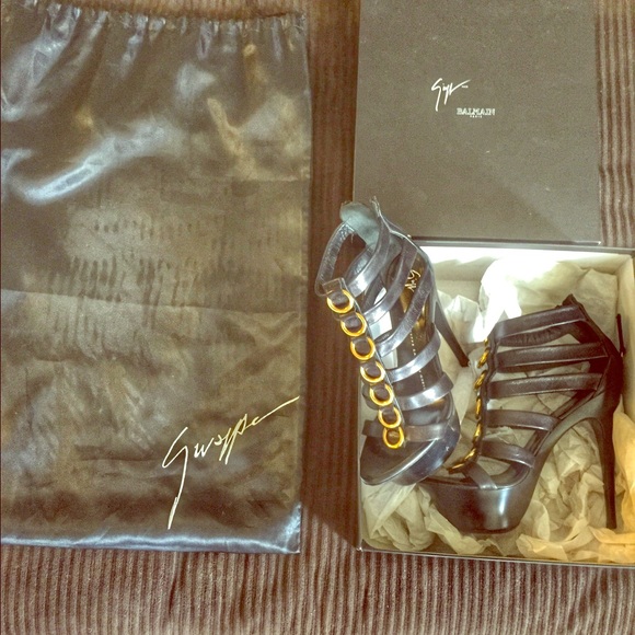 MUST SALE- Giuseppe Zanotti Gladiator Heels DS