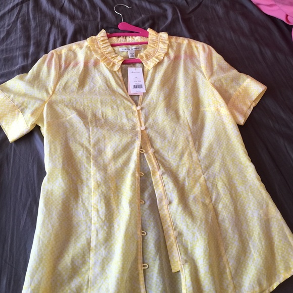 Banana Republic- NWT medium petite shirt