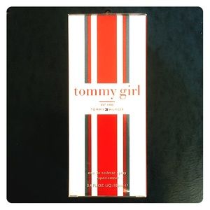 Tommy Hilfiger perfume👆🏾Make an offer!👆🏾