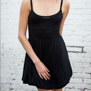 Brandy Melville Nora dress-black