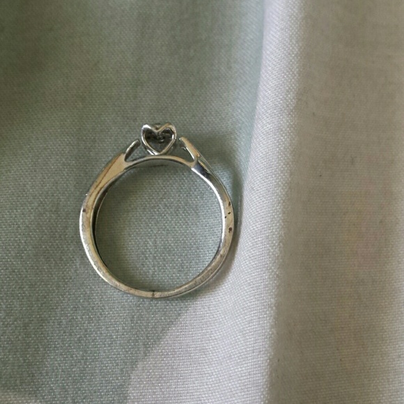 Kay Jewelers promise ring - Picture 2 of 4