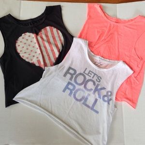 Sold on mer! 3 crop top bundle!!