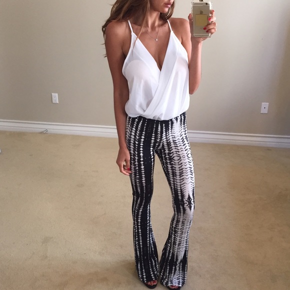 • SOLD • White Wrap Bodysuit L - Picture 4 of 4