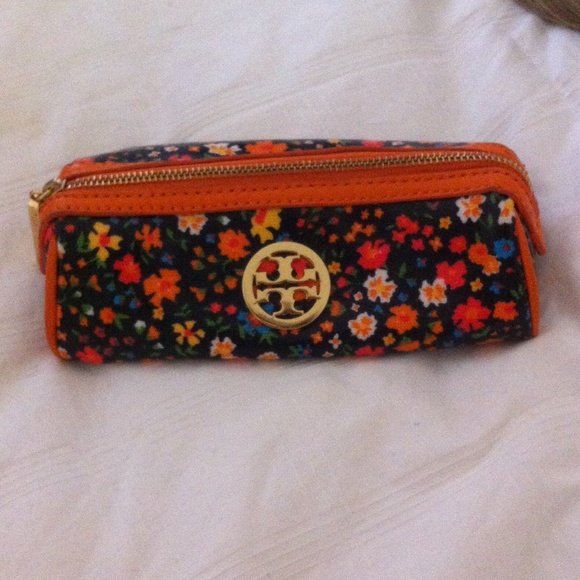 Tory Burch Accessories - Tory Burch Bag