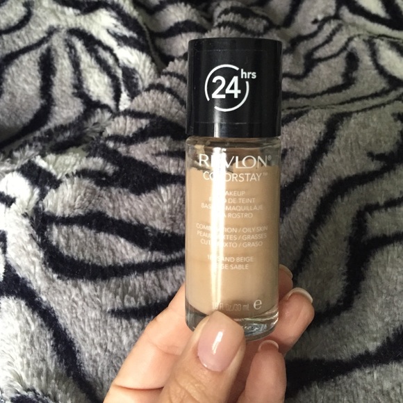 Revlon color stay foundation