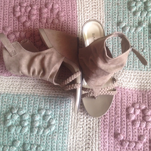 Unique Wedges 👠