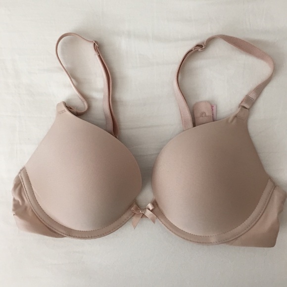 Victoria's Secret nude push-up bra in 32B