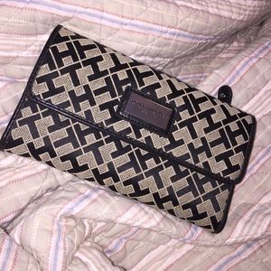 new tommy hilfiger wallet