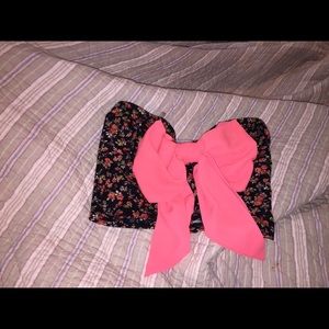 nice flower crop too with a large pink bow