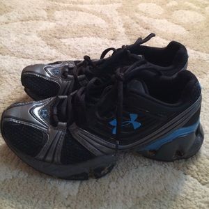 Women's under amour sneakers