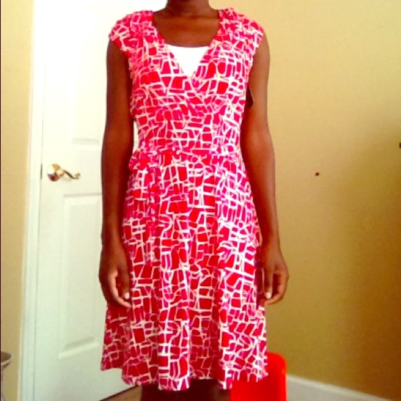 ⬇️PRICE DROP!!!⬇️Red & White Morelia Evening Dress - Picture 1 of 4