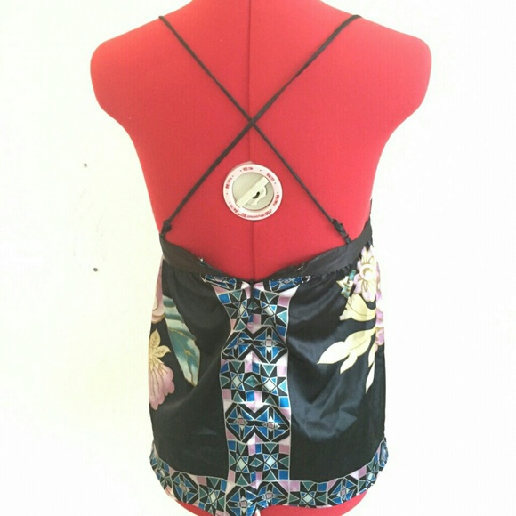 Summer Top - Picture 2 of 2