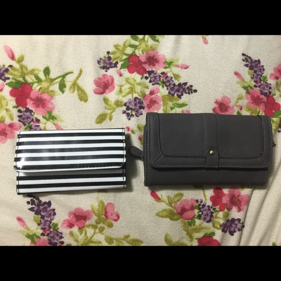 ⚡️ON SALE. Two trifold wallets