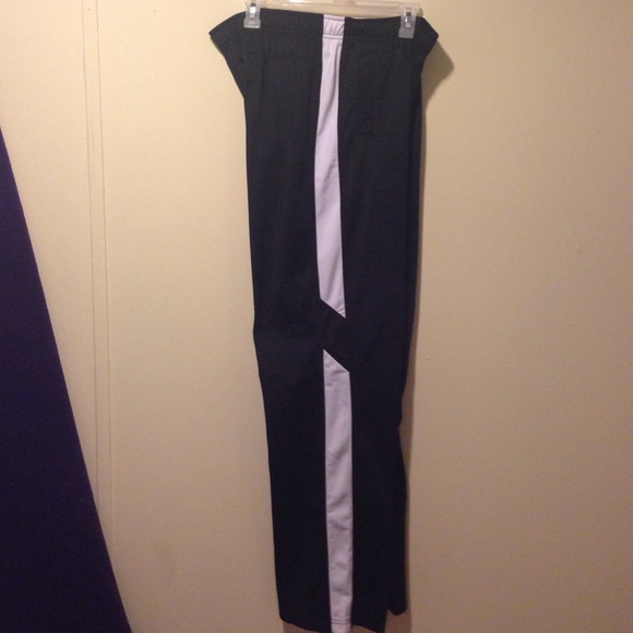Black and white stitch pants