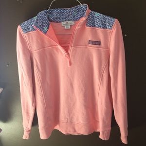 Vineyard vines sweatshirt