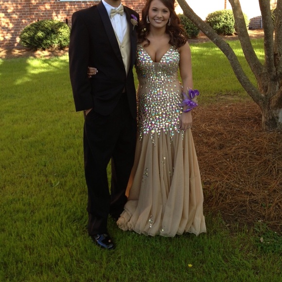 Dress by Sherri Hill. - Picture 3 of 3