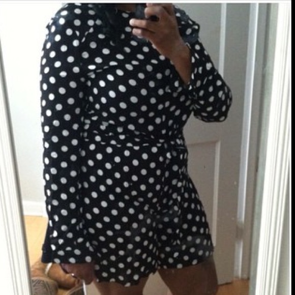 Romper - Picture 2 of 2