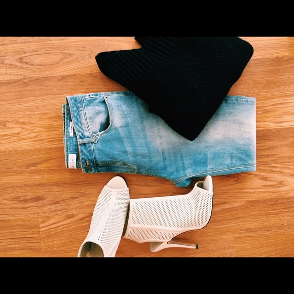 NWT Kenneth Cole skinny jeans