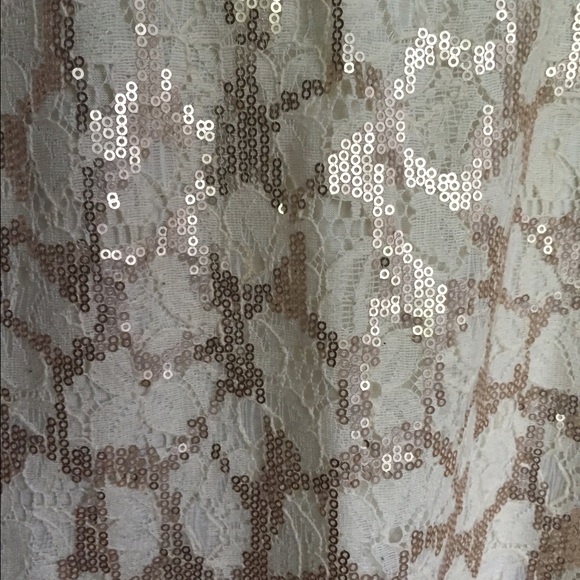 Beautiful Anthro top - Picture 3 of 4