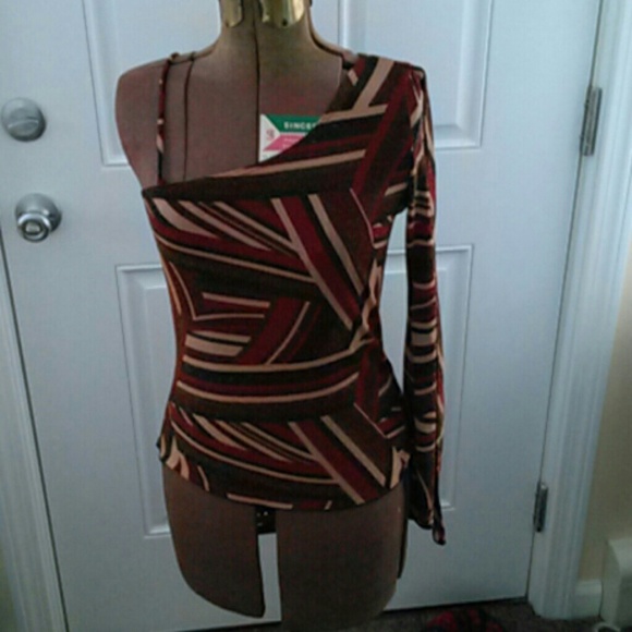 One sleeve with cut outs
