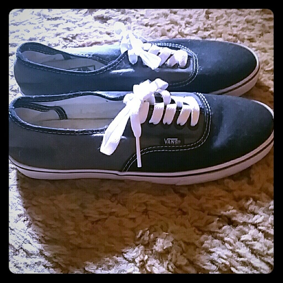 black and grey vans