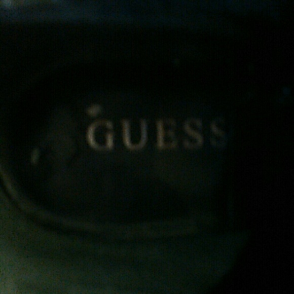 Guess booties - Picture 2 of 3