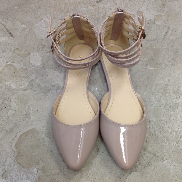 Ballet flat - Picture 2 of 2