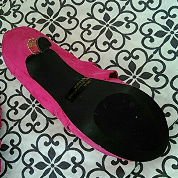 Hot Pink Heels - Picture 2 of 4