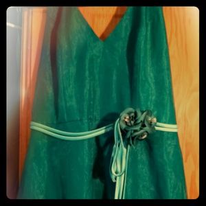 Tea length bridesmaids dress in OASIS.