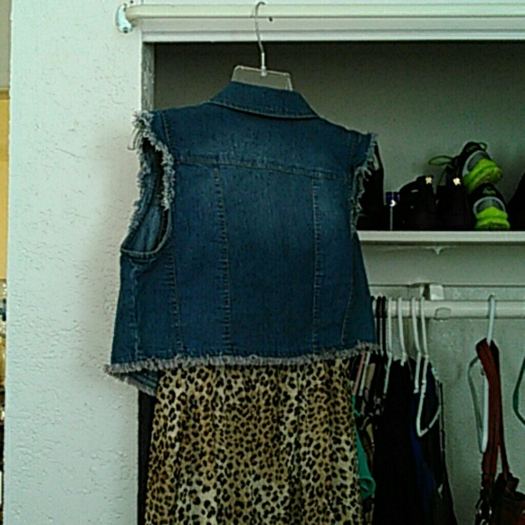 Crop Denim Jacket - Picture 2 of 2