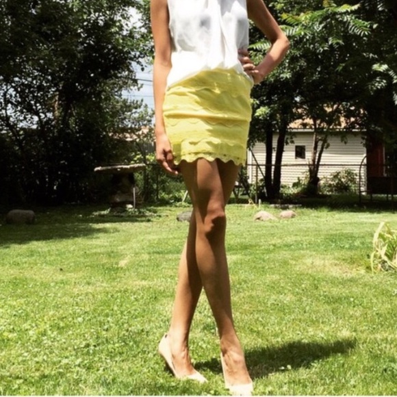 Dresses & Skirts - Yellow mini skirt