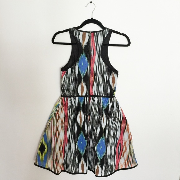 Peacock Pattern Dress - Picture 3 of 4