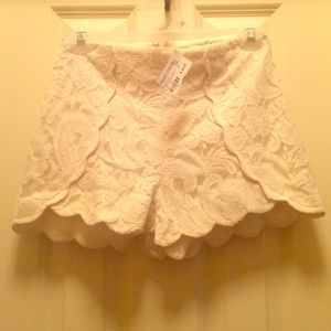 Lush Cream lace shorts