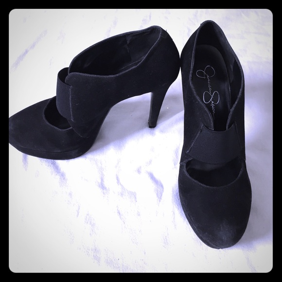 ❤️SALE❤️Jessica Simpson black suede Booties/pumps