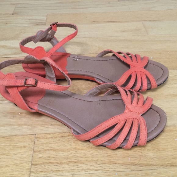 Urban Outfitters Orange Flats Size 7.